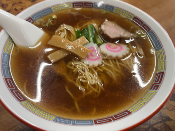 「ラーメン800円」@パリー食堂の写真