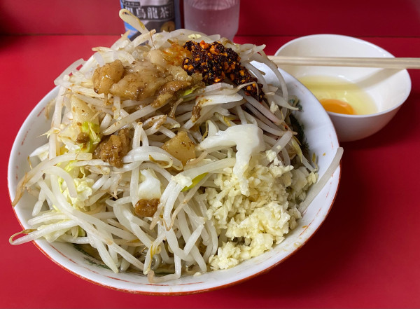 「大豚  生たまご」@ラーメン二郎 千住大橋駅前店の写真