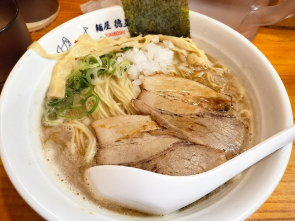 「濃厚煮干そば」@麺屋 徳星の写真