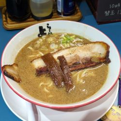 とんこつ煮干しらーめん