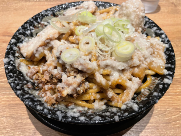 「爆盛油脂麺」@らーめん 平太周 吉祥寺店の写真