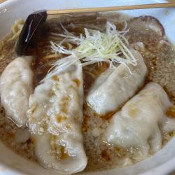 ぎょうざ中華：900円