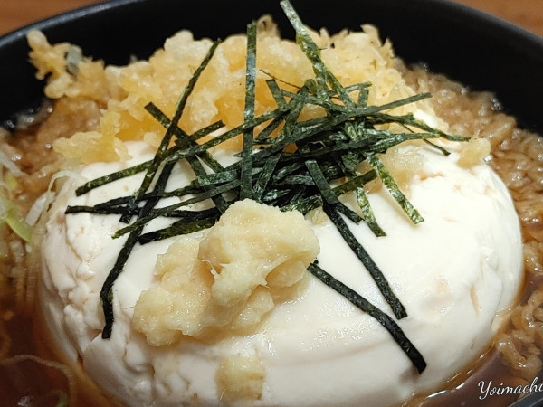 「国産寄せ豆腐のたぬきそば（温）（720円）」@彩むさしの写真