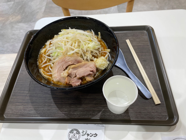 「ジャンクの初、味噌らーめん」@ジャンクガレッジ イオンモール川口前川店の写真