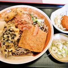 山田うどん食堂 大宮中川店の画像