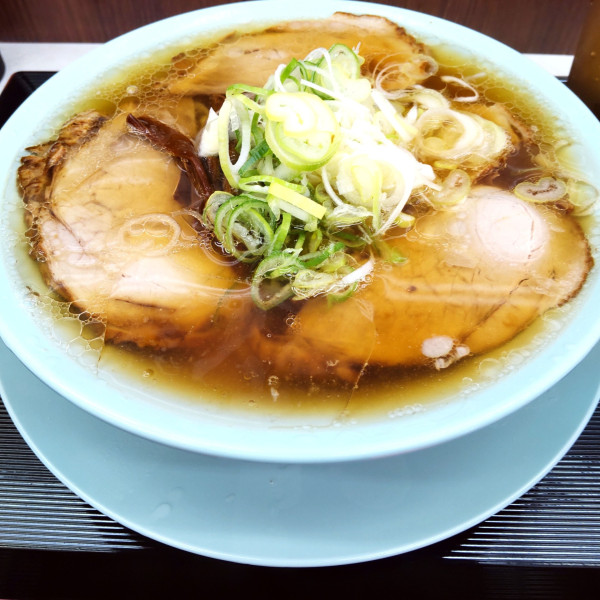 「中華そば（￥750）」@新橋ニューともちんラーメン 蒲田西口駅前店の写真