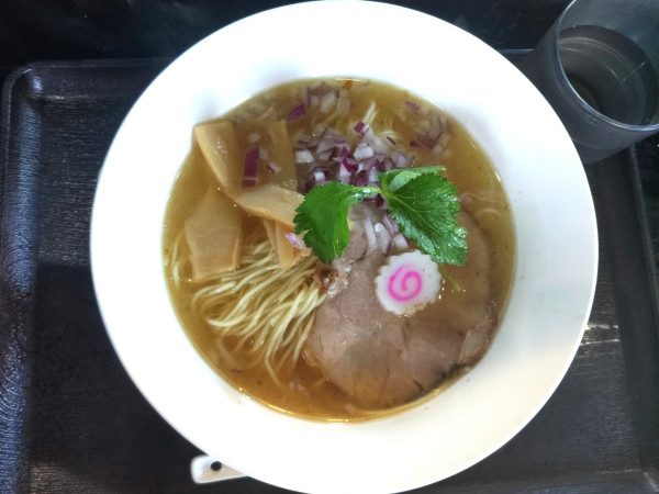 「海老塩ラーメン 細麺あっさり　700円」@UMAの写真