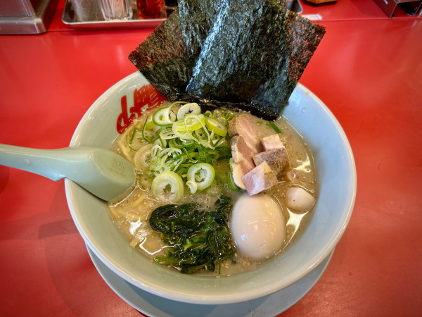 「塩ラーメン(690¥)」@ラーメン山岡家 日立東金沢店の写真