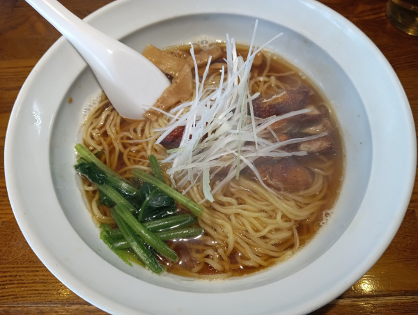 「ハートランド・中瓶+上湯しょうゆらーめん(¥500+680)」@麺処 鳴神の写真