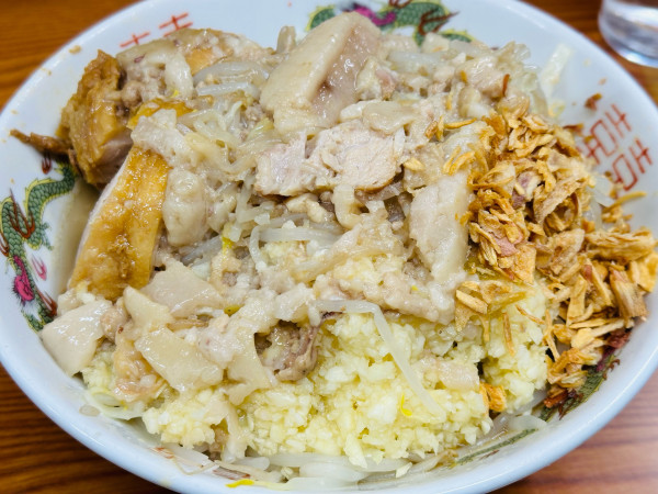 「汁なし(ブタ1枚入り) 1,150円 ブタ1枚 100円」@ラーメン二郎 亀戸店の写真