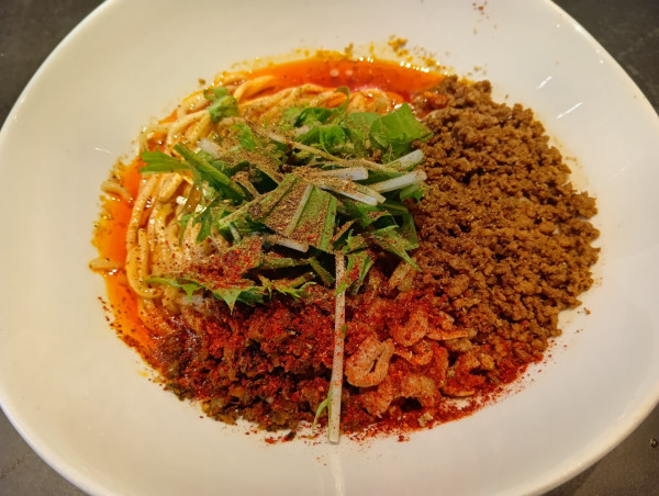 「汁なし担々麺　小ライス　※辛さ3　痺れ3」@タンタンタイガー 江戸川橋店の写真