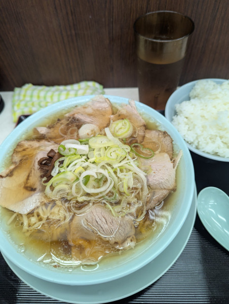 「中華そば+めし大(1杯無料)」@新橋ニューともちんラーメン 蒲田西口駅前店の写真