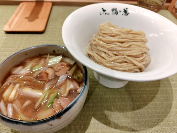 「【夜】鴨汁つけそば」@らーめん 鴨to葱 渋谷店の写真