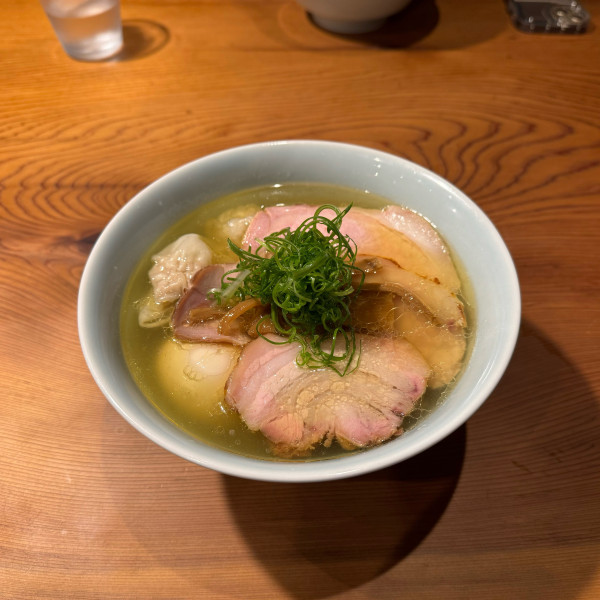 「特製塩そば」@中華そば しば田の写真