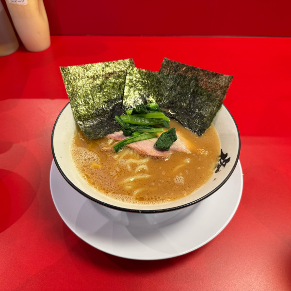 「ラーメン」@家系ラーメン 王道家直系 修の写真