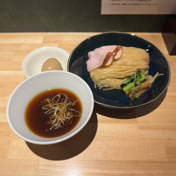 「昆布水つけそば醤油+味玉」@麦処 八と丁の写真