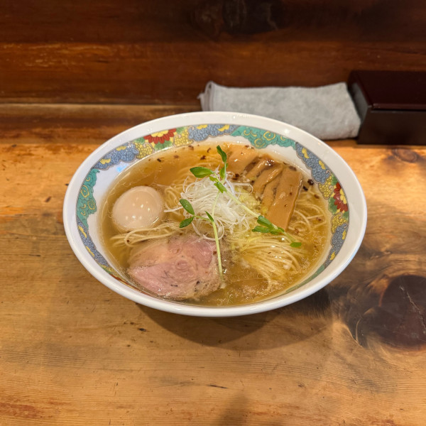 「旨塩ソバ+浅野さん家の卵」@ラーメン専門店 なんぞの写真