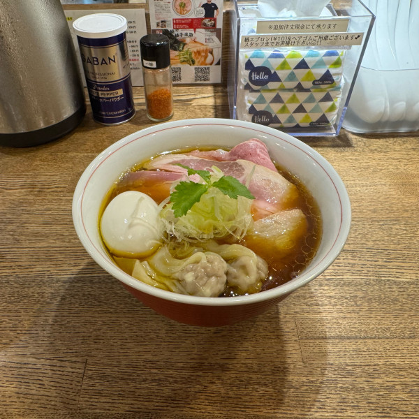 「特製中華そば」@中華そば 麺壁九年 本店の写真