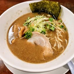 煮干しラーメン＋揚げ餃子