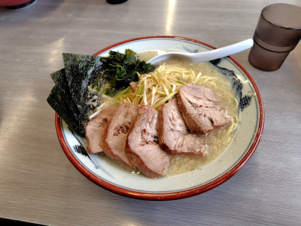 「塩ネギチャーシュー　1300」@ラーメンショップ 122号騎西店の写真