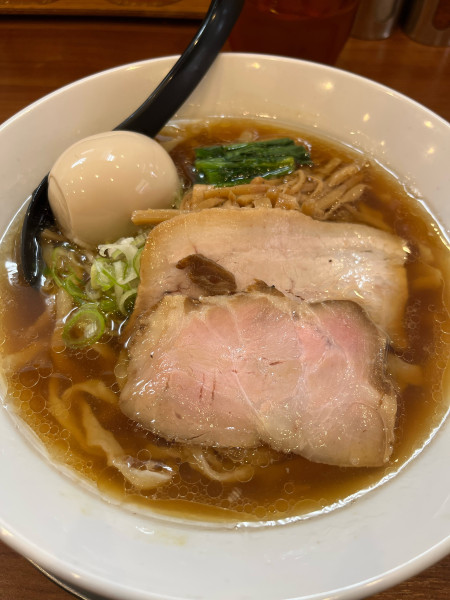 「味玉醤油らーめん」@純手打ち だるまの写真