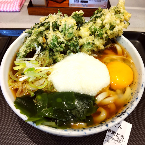 「【期間限定】春菊天とろろ（￥670）＋生玉子（クーポン）」@しぶそば 池上店の写真