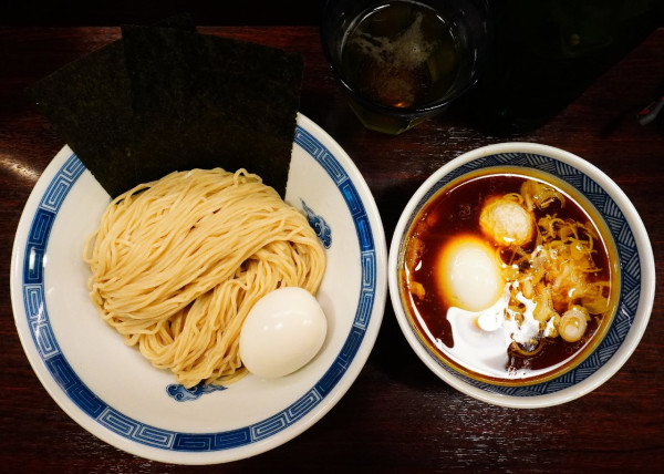 「味玉鶏つけそば（麺少なめ）＋ハートランド」@麺屋 ルリカケスの写真