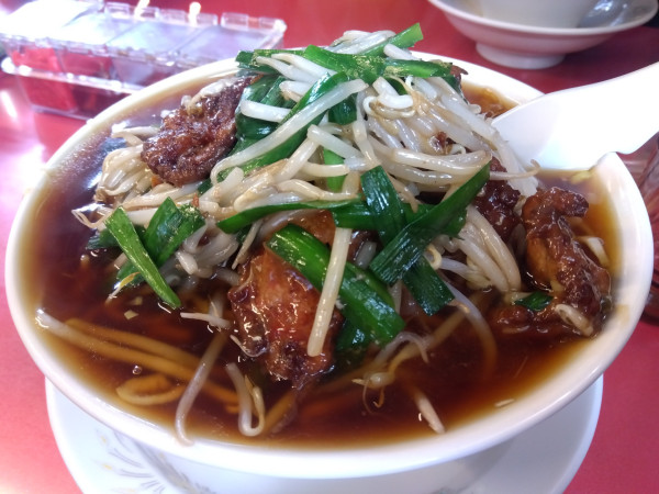 「ニラレバラーメン」@中華料理 東東の写真
