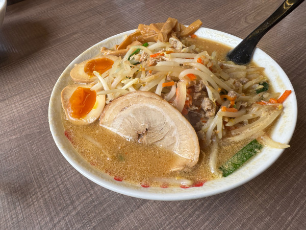 「人気No1 味噌ラーメン1230円」@みそのめん王 若柴店の写真