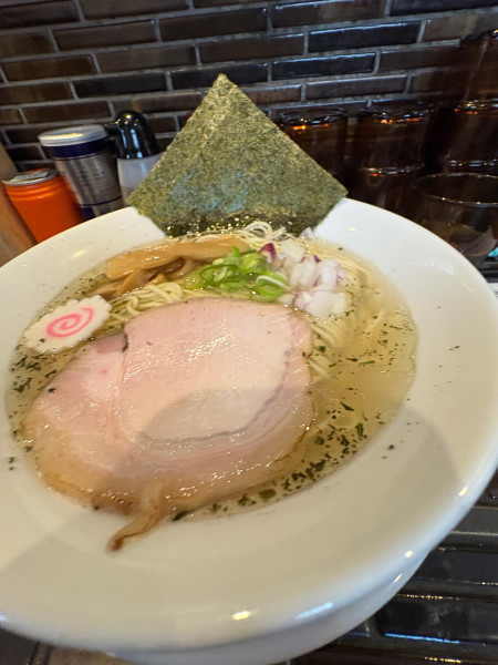 「ボンゴレビアンコ　950円」@noodles kitchen GUNNERS 新丸子店の写真