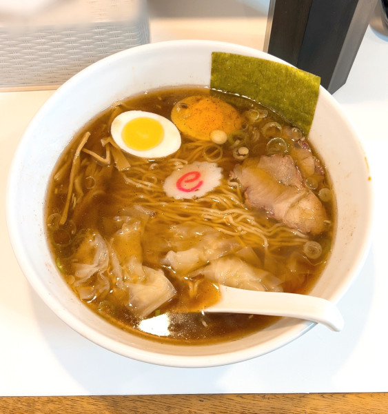 「小盛ワンタンメン＋ゆで玉子」@中華そば専門店 大勝軒の写真