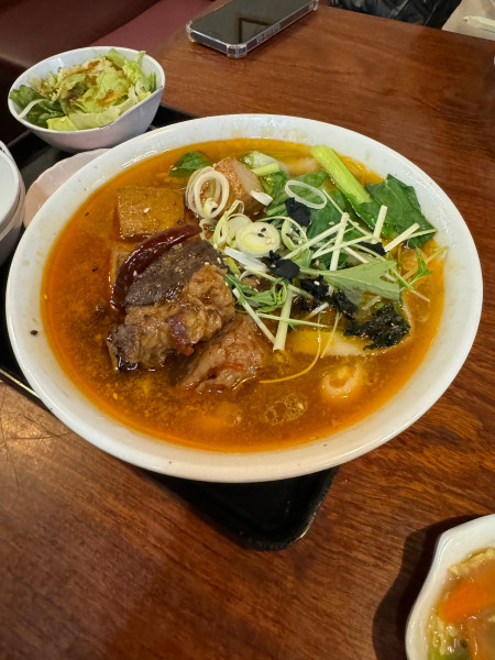 「薬膳牛バラ角煮刀削麺薬膳麻婆豆腐セット」@多福楼 川崎店の写真