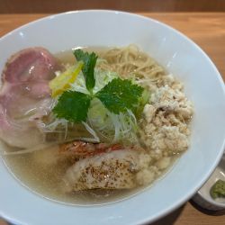 金目鯛らぁ麺1300円