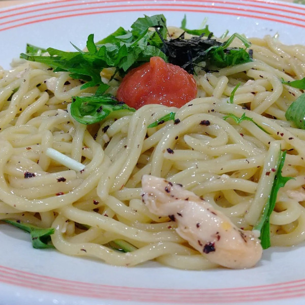 「#梅肉と鶏むね肉の冷やしまぜめん #300g #980円」@リンガーハット アピタ長津田店の写真