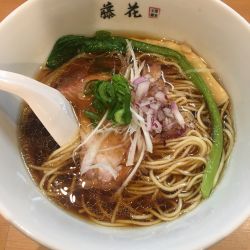 らぁ麺　醤油(850円)
