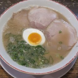 ラーメン（並）（935円）