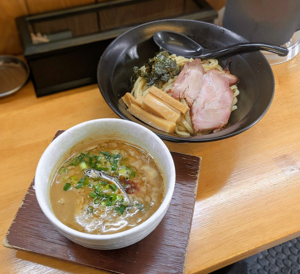 「鶏と豚の煮干しつけ麺【期間·数量限定】」@麺屋 白神の写真