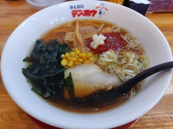 「ラーメン　＋特製豆板醤＆おろしニンニク：無料」@テンホウ 梓川店の写真