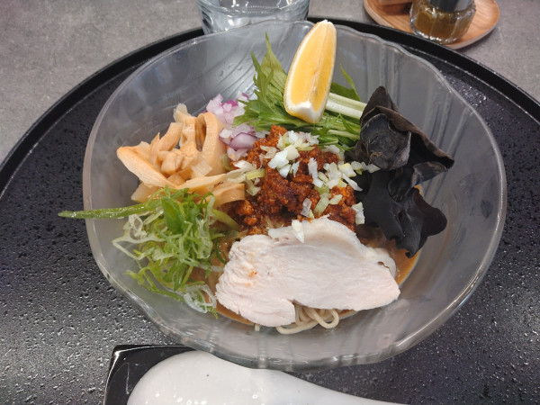 「【期間限定】胡麻を飲む 冷やし担々麺¥1200-」@中華そば 神田 そめいよしのの写真