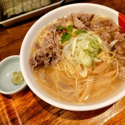 牛しゃぶ塩ラーメン