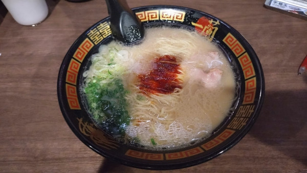 「ラーメン＋半替玉」@一蘭 中野店の写真