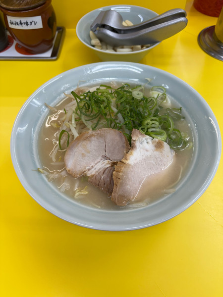 「塩とんこつもやしラーメン」@ラーメン味心の写真