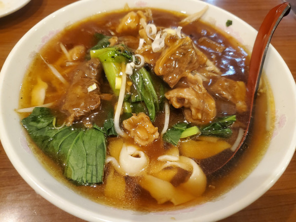 「牛バラ刀削麺セット」@香蘭の写真