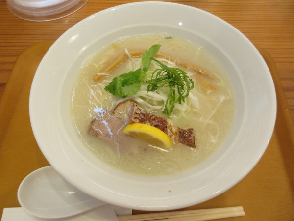 「鯛潮ラーメン（880円）」@万福久の写真