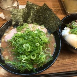 九条ネギラーメン並（1,150円）、まかない飯（350円）