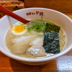 中華そば 八鶏の画像