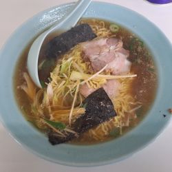 ラーメン醤油小650円