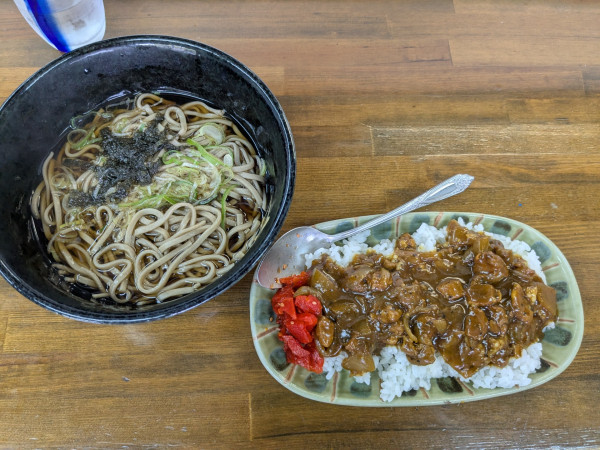 「小カレー￥400+かけそば￥350」@立喰い 田の写真