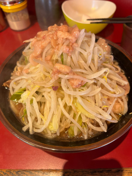 「ラーメン豚2枚」@ラーメン二郎 荻窪店の写真