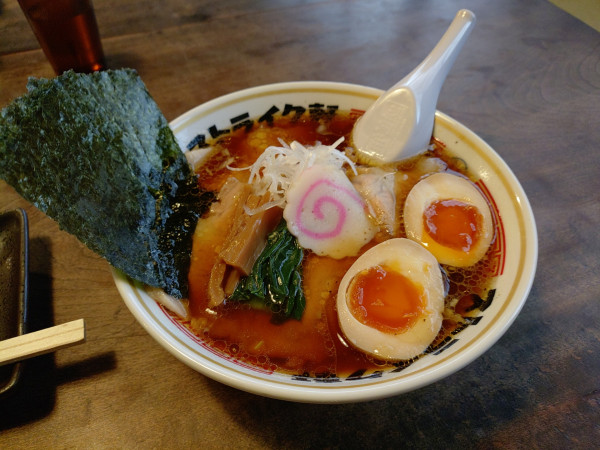 「中華そば　味玉トッピング」@内子いなりや×ストライク軒の写真